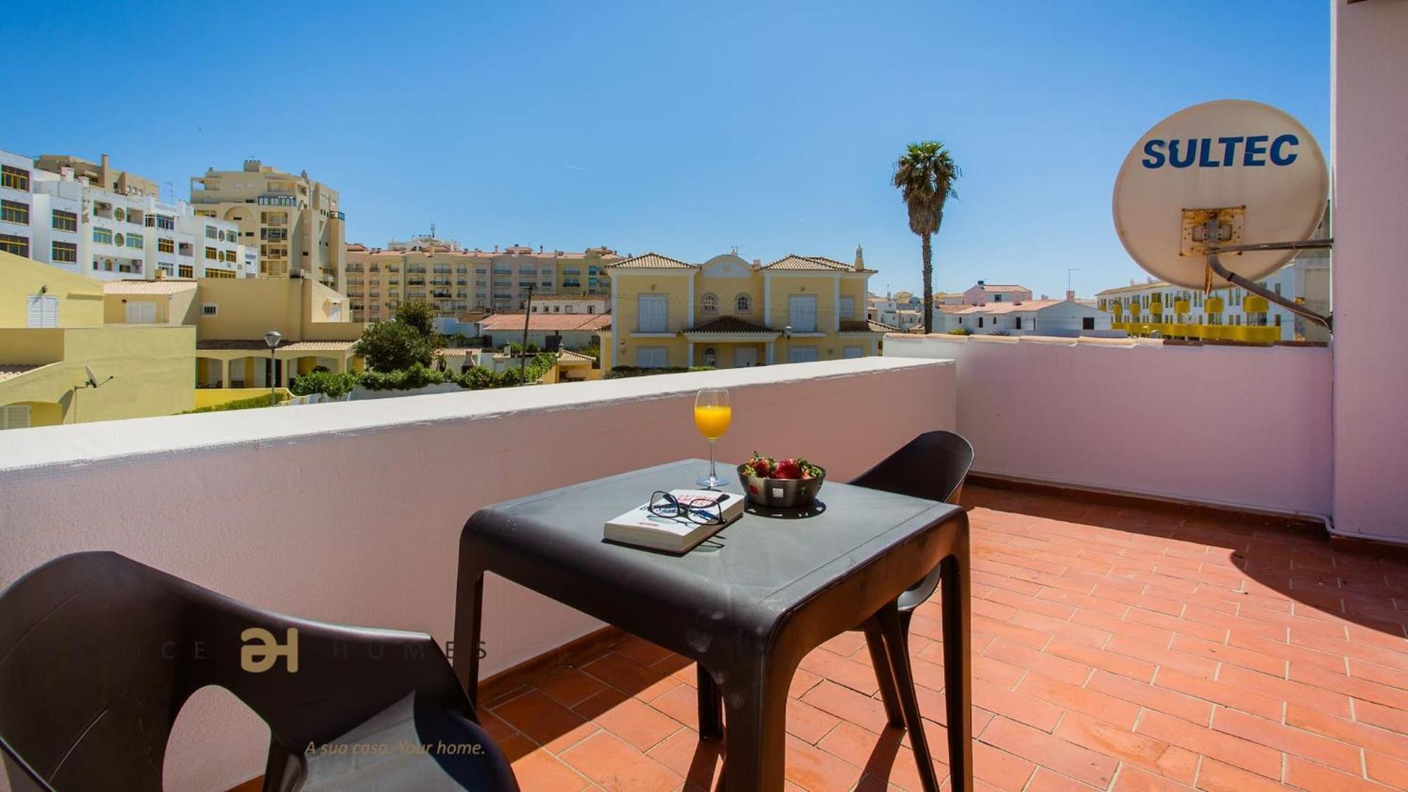 Greice Homes-650 Meters From The Beach, 4 Bedrooms Villa For Holidays In Vilamoura-Куартейра Екстериор снимка